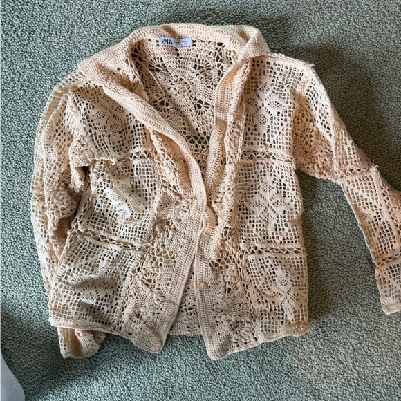 Zara Beige Crochet Lace Cardigan - Picture 9 of 9